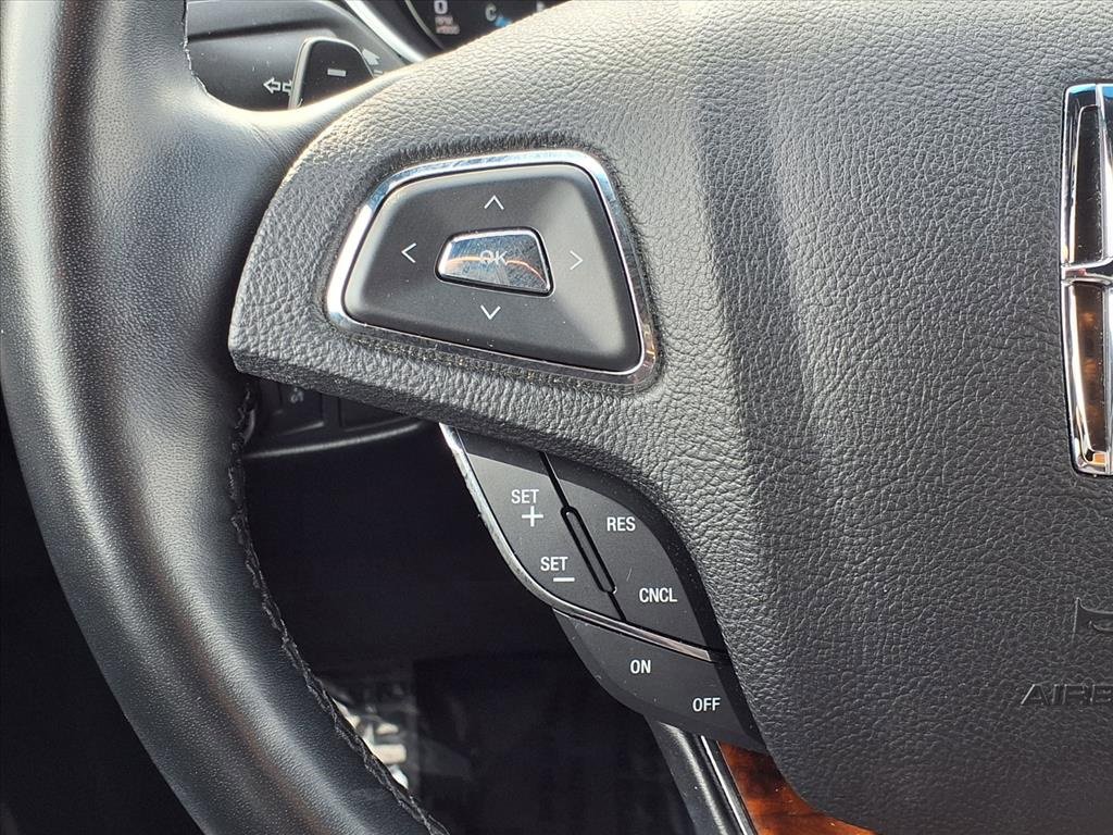 Used 2018 Lincoln MKX Select w/ Select Plus Package image 16