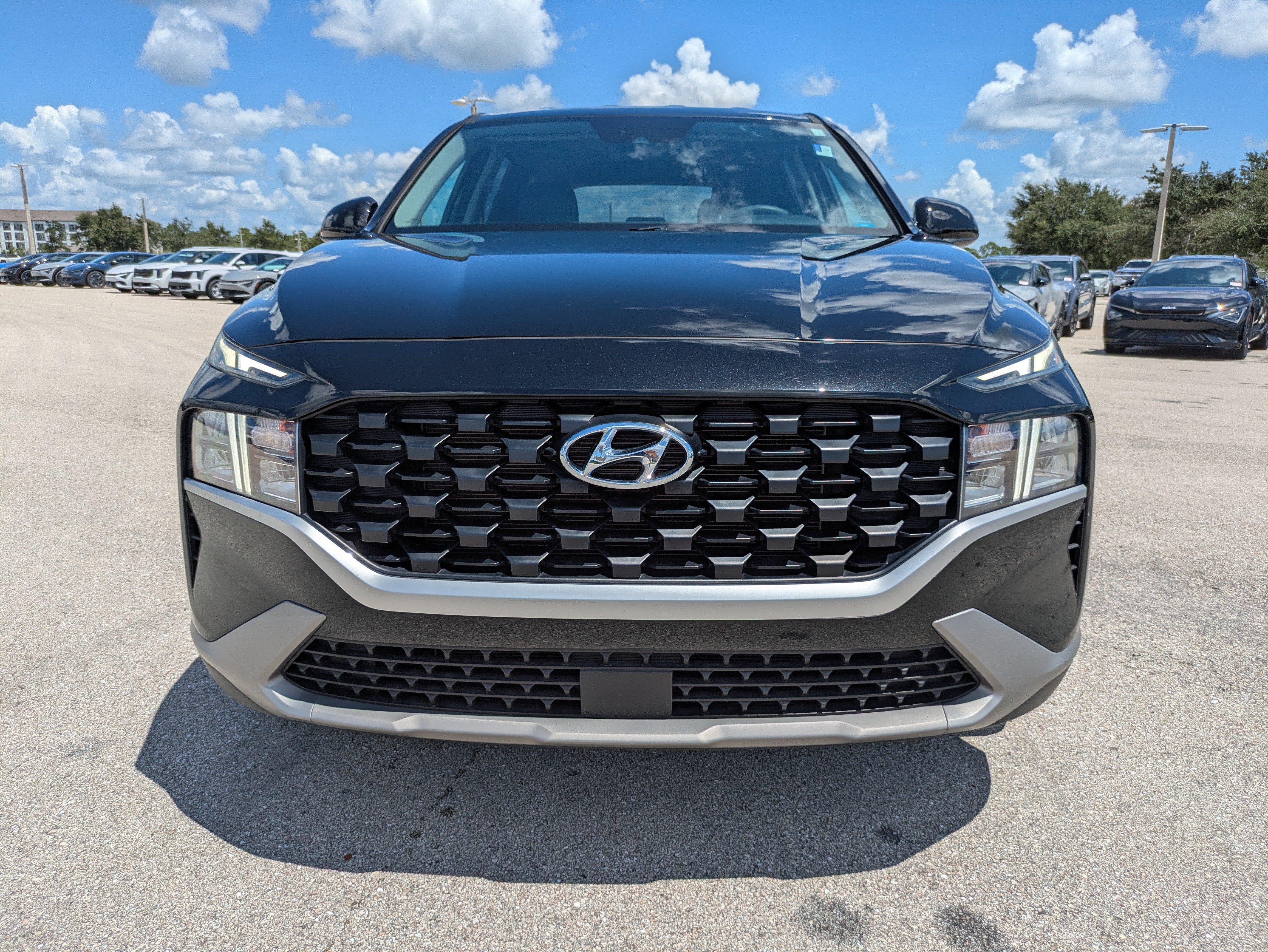 Used 2023 Hyundai Santa Fe SE FWD image 9