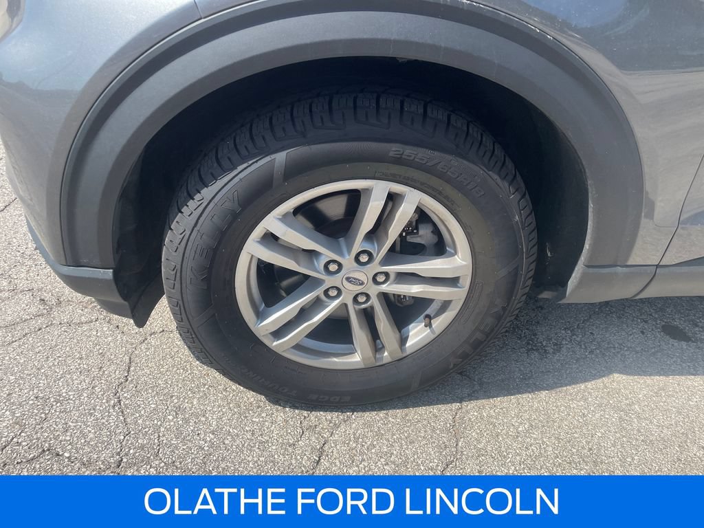Certified 2023 Ford Explorer XLT w/ Equipment Group 202A AWD/4WD image 31