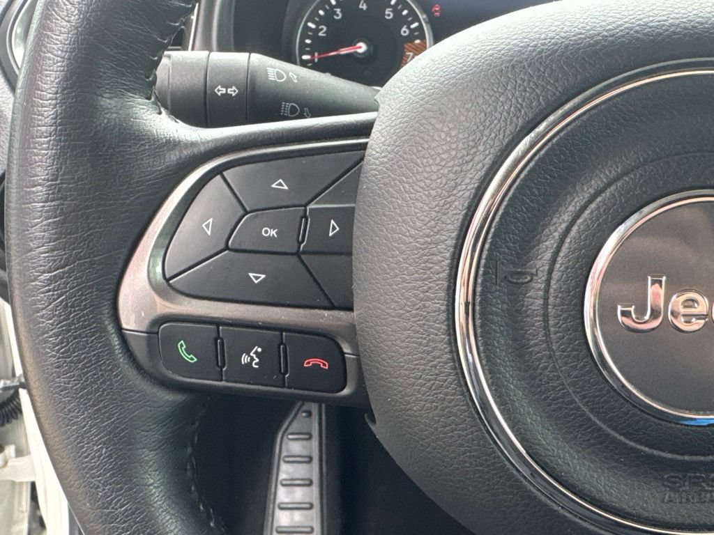 Used 2020 Jeep Renegade Limited w/ UConnect 8.4 Nav Group AWD/4WD image 36