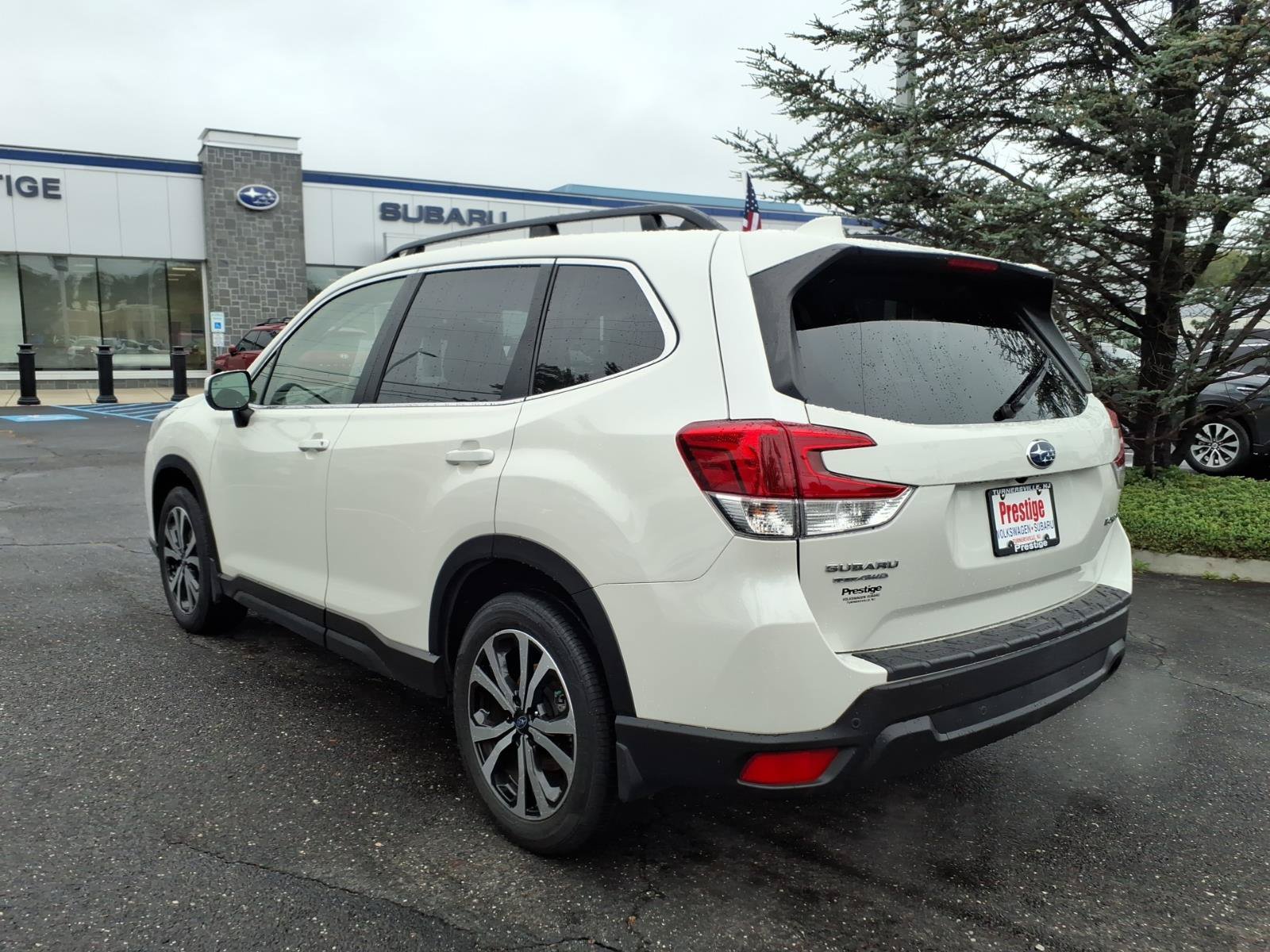 Certified 2023 Subaru Forester Limited w/ Popular Package #2 AWD/4WD image 4