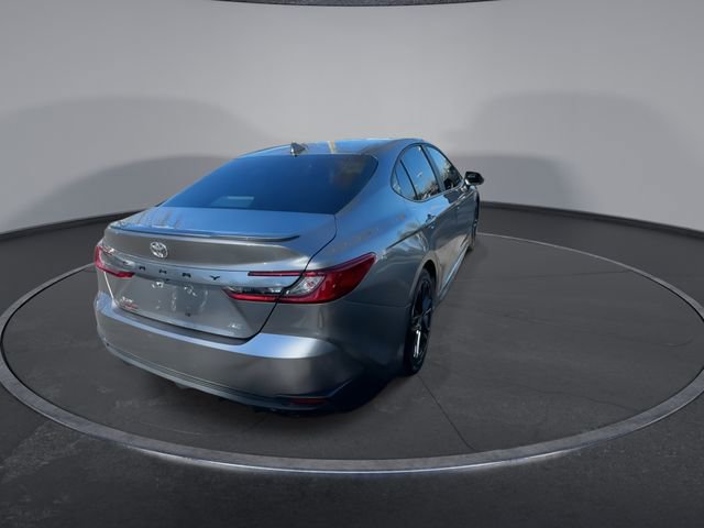 Used 2025 Toyota Camry SE image 15