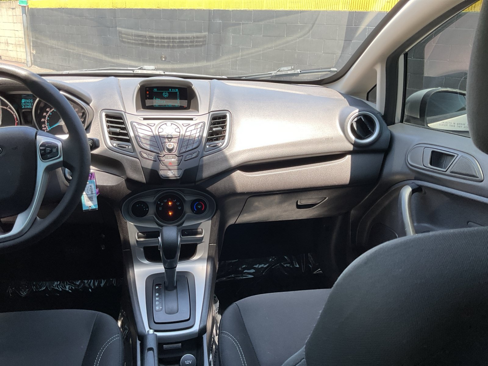 Used 2017 Ford Fiesta SE FWD image 15