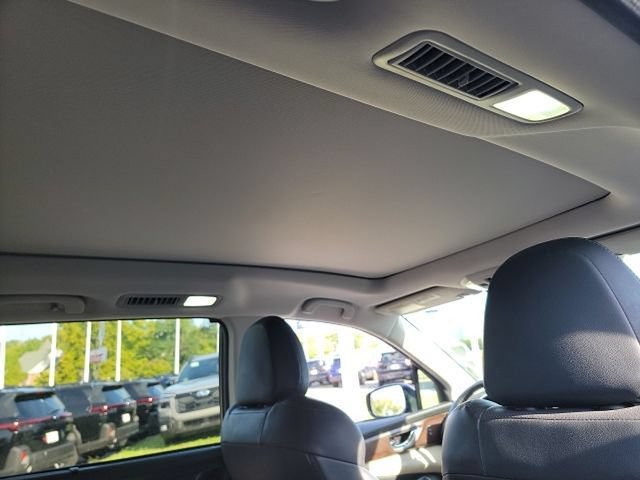 Used 2022 Subaru Ascent Touring w/ Popular Package #2A AWD/4WD image 9