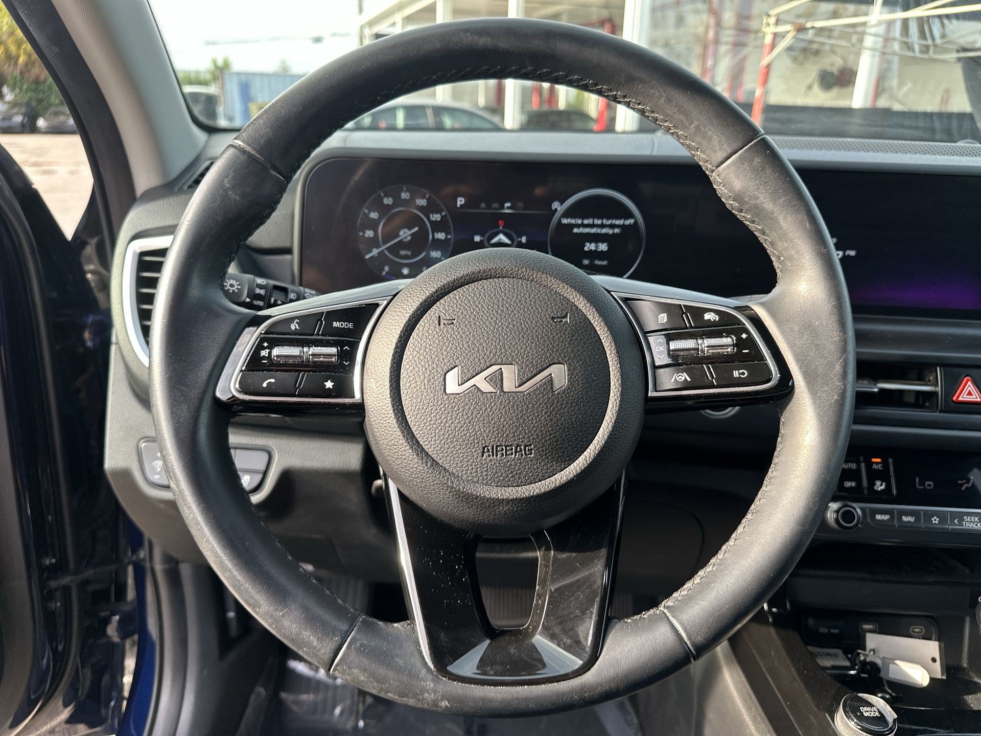 Certified 2024 Kia Seltos EX FWD image 11