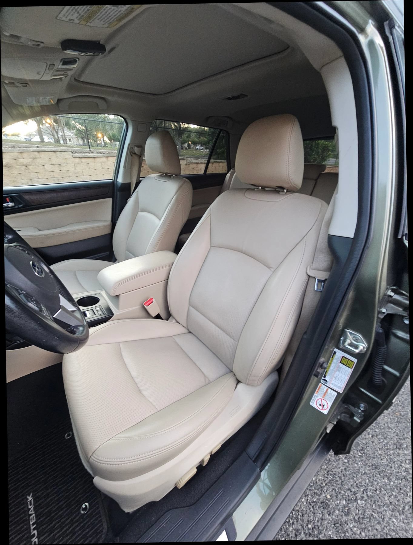 Used 2015 Subaru Outback 2.5i Limited AWD/4WD image 11