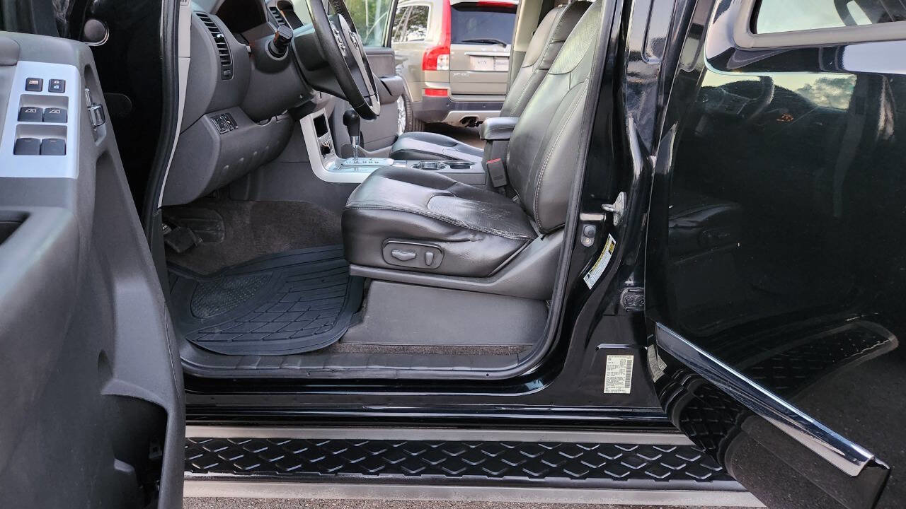 Used 2011 Nissan Pathfinder Silver image 26