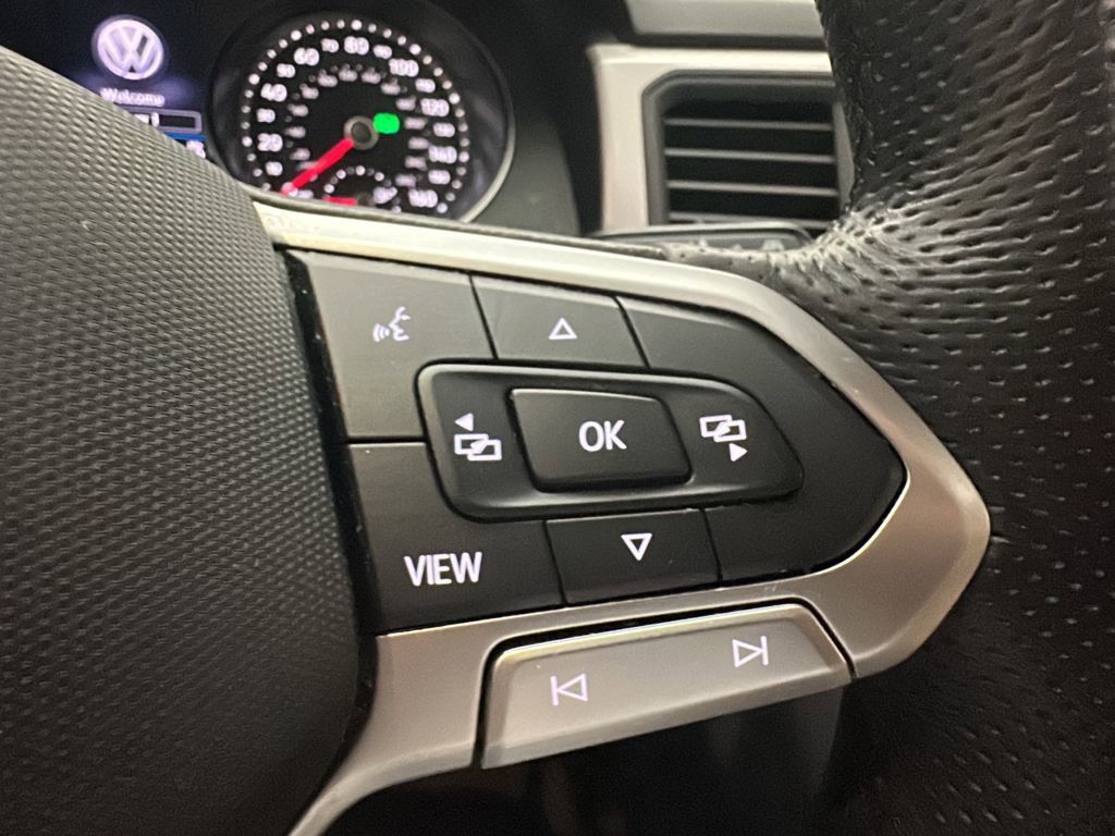 Used 2020 Volkswagen Atlas Cross Sport SE w/ Panoramic Sunroof Package image 21