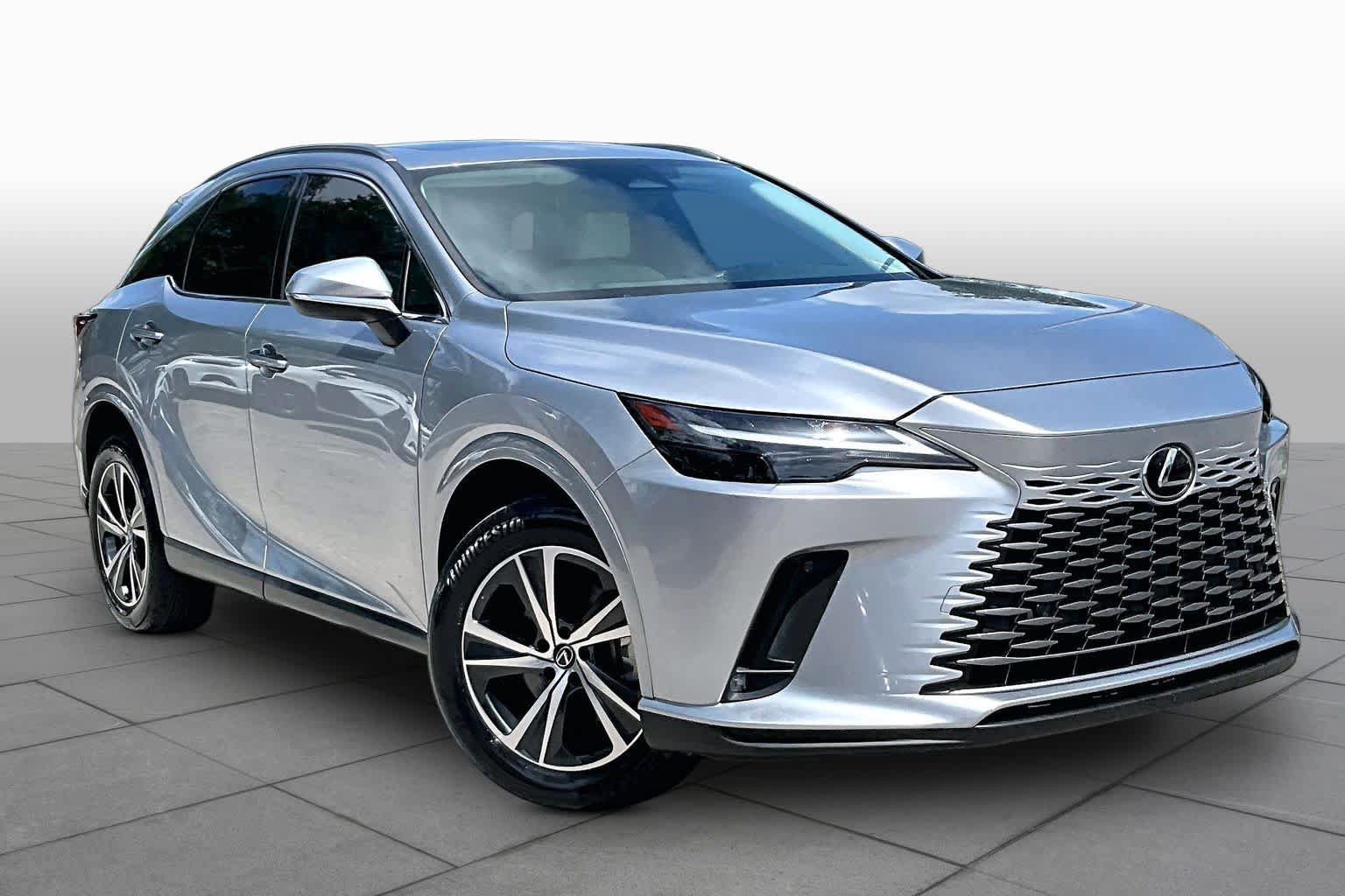 Used 2023 Lexus RX 350 Premium w/ Cold Area Package FWD image 3
