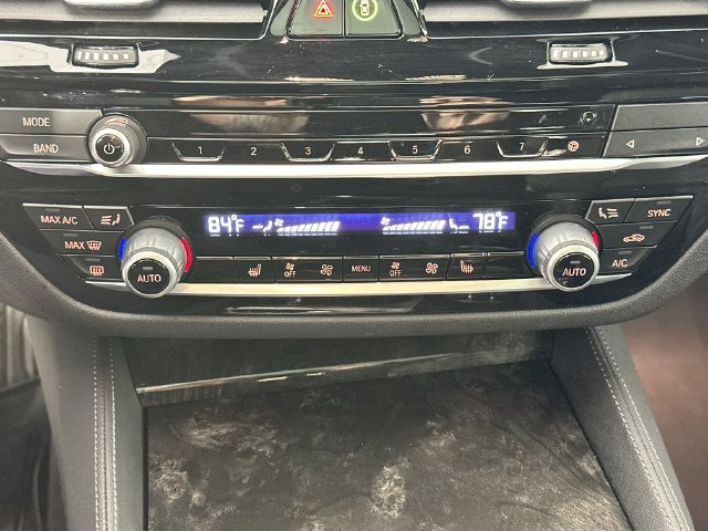 Used 2023 BMW 530i xDrive w/ M Sport Package AWD/4WD image 15