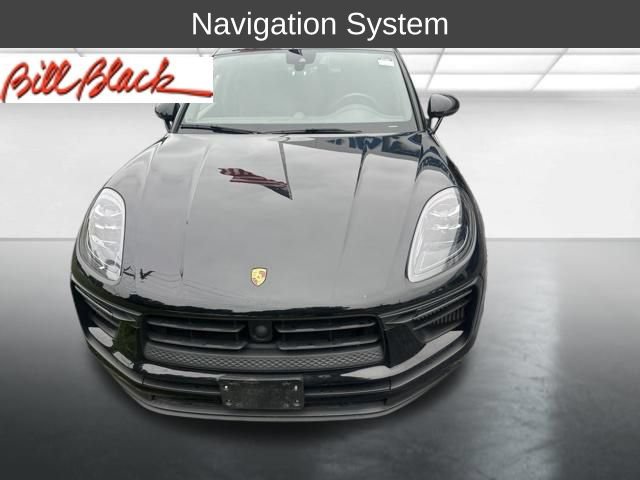 Used 2023 Porsche Macan S AWD/4WD image 3