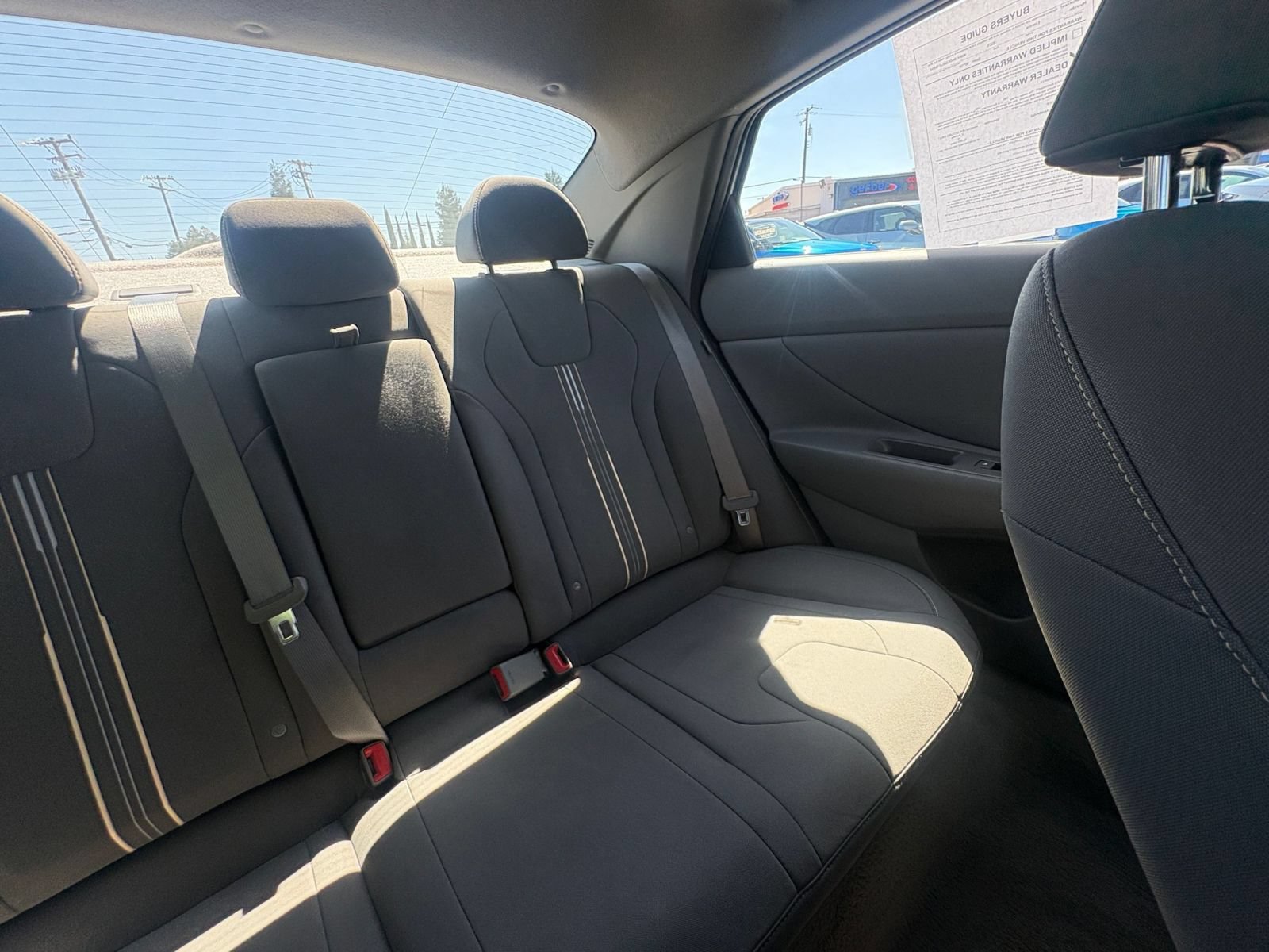 Used 2025 Hyundai Elantra SEL FWD image 38