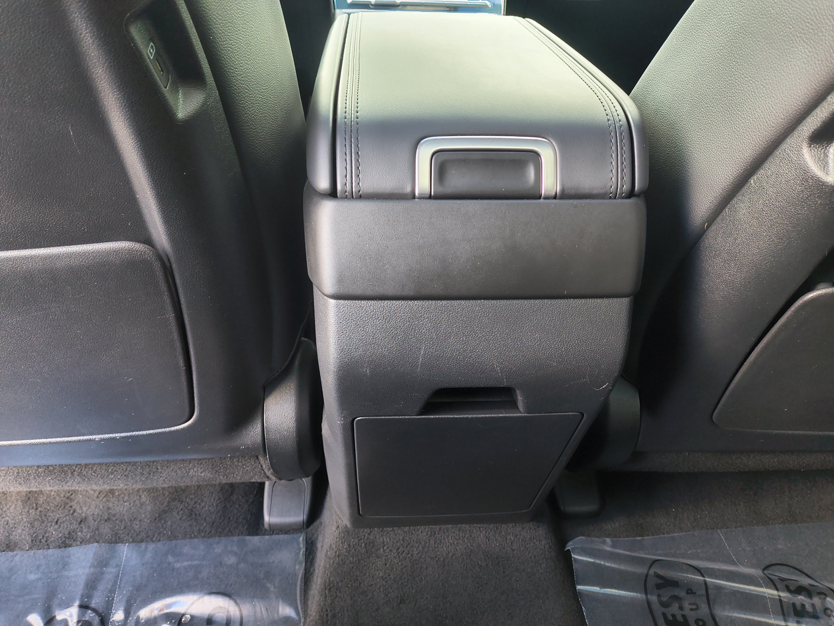 Certified 2025 Hyundai Santa Fe Limited FWD image 13