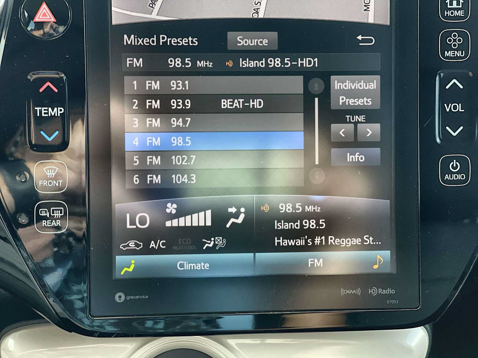 Used 2018 Toyota Prius Four FWD image 12