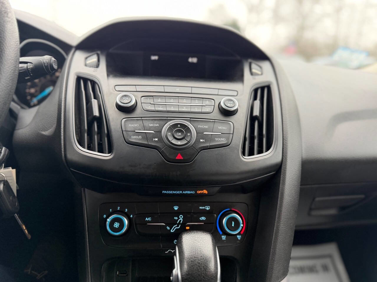 Used 2018 Ford Focus SE image 17