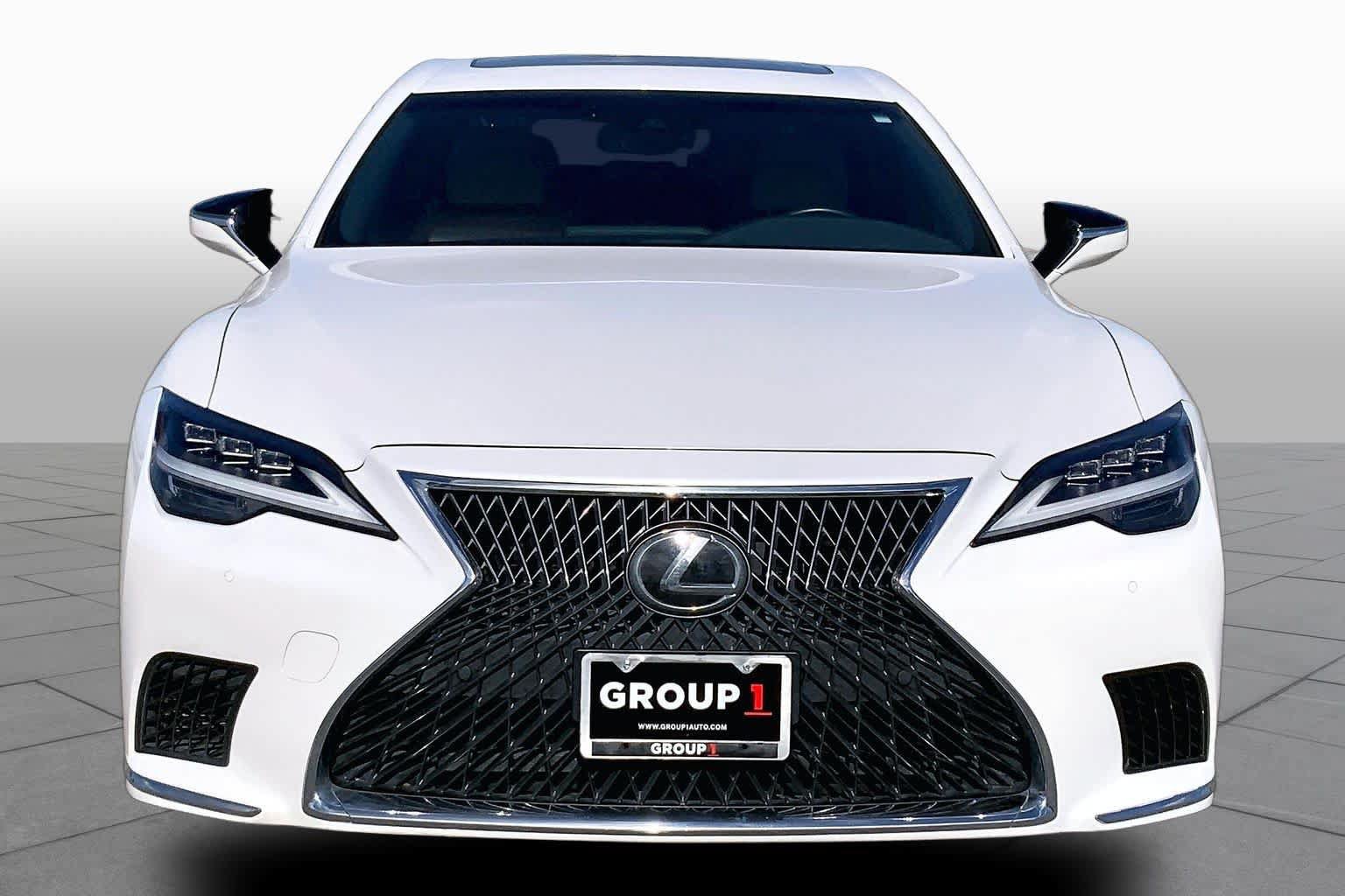 Used 2021 Lexus LS 500 w/ Accessory Package (Z2) RWD image 4