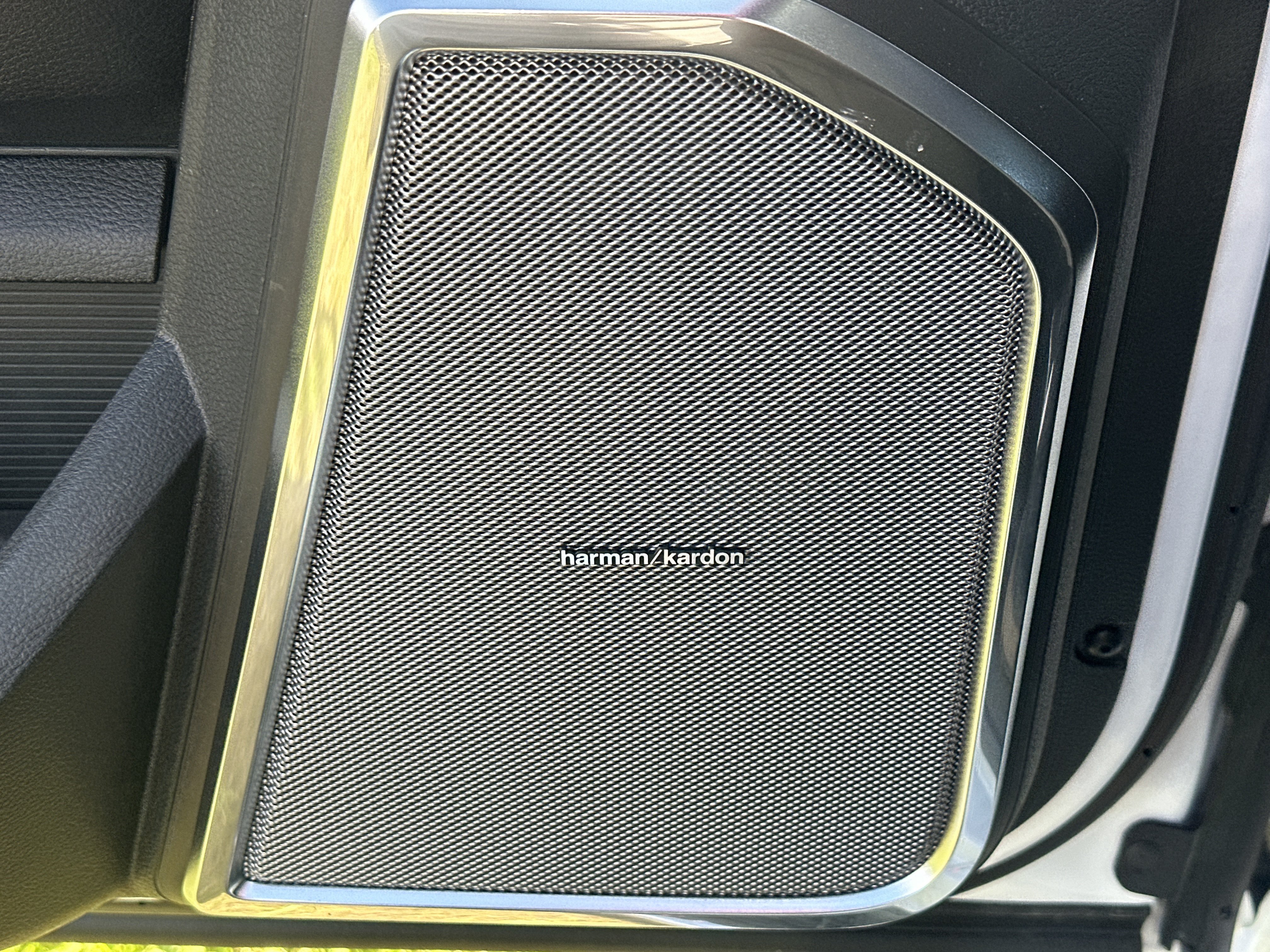 New 2027 RAM 5500 4x4 Crew Cab image 16