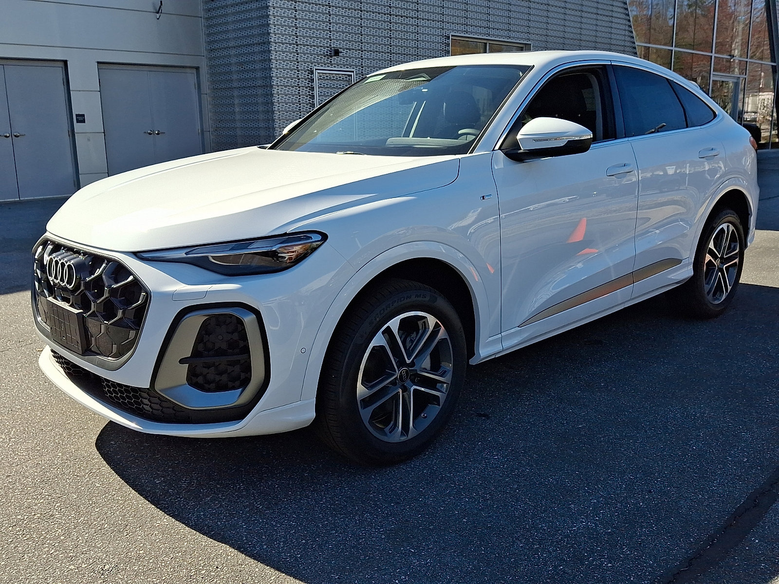 New 2026 Audi Q5 Premium AWD/4WD image 2
