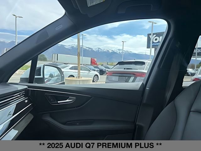 Used 2025 Audi Q7 3.0T Premium Plus AWD/4WD image 42