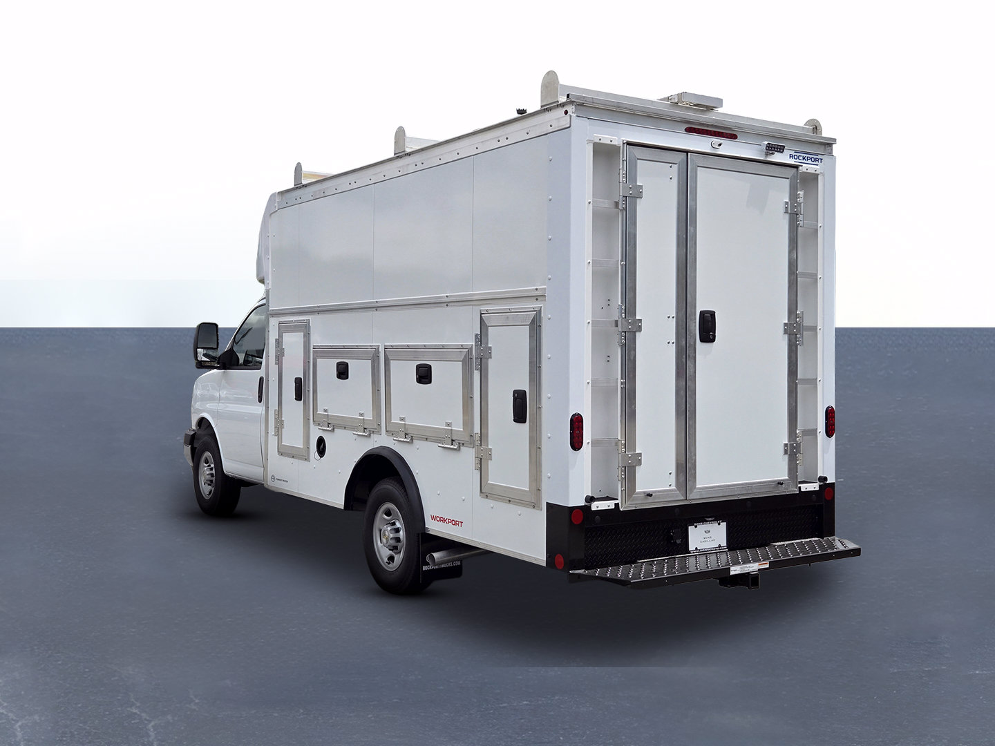 New 2025 Chevrolet Express 4500 w/ Power Convenience Package RWD image 7