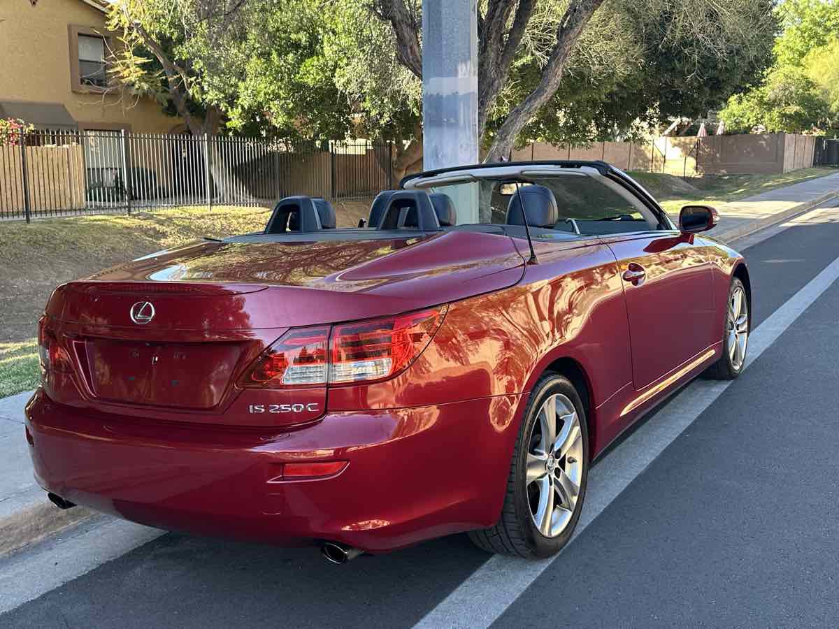 Used 2012 Lexus IS 250C image 13