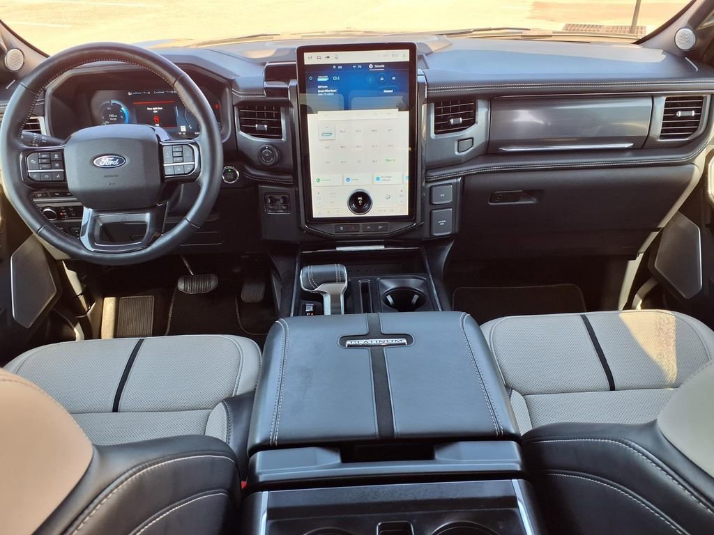 Used 2024 Ford F150 Lightning Platinum AWD/4WD image 19