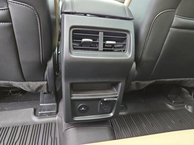 Used 2024 Ford Edge SEL w/ Convenience Package image 31