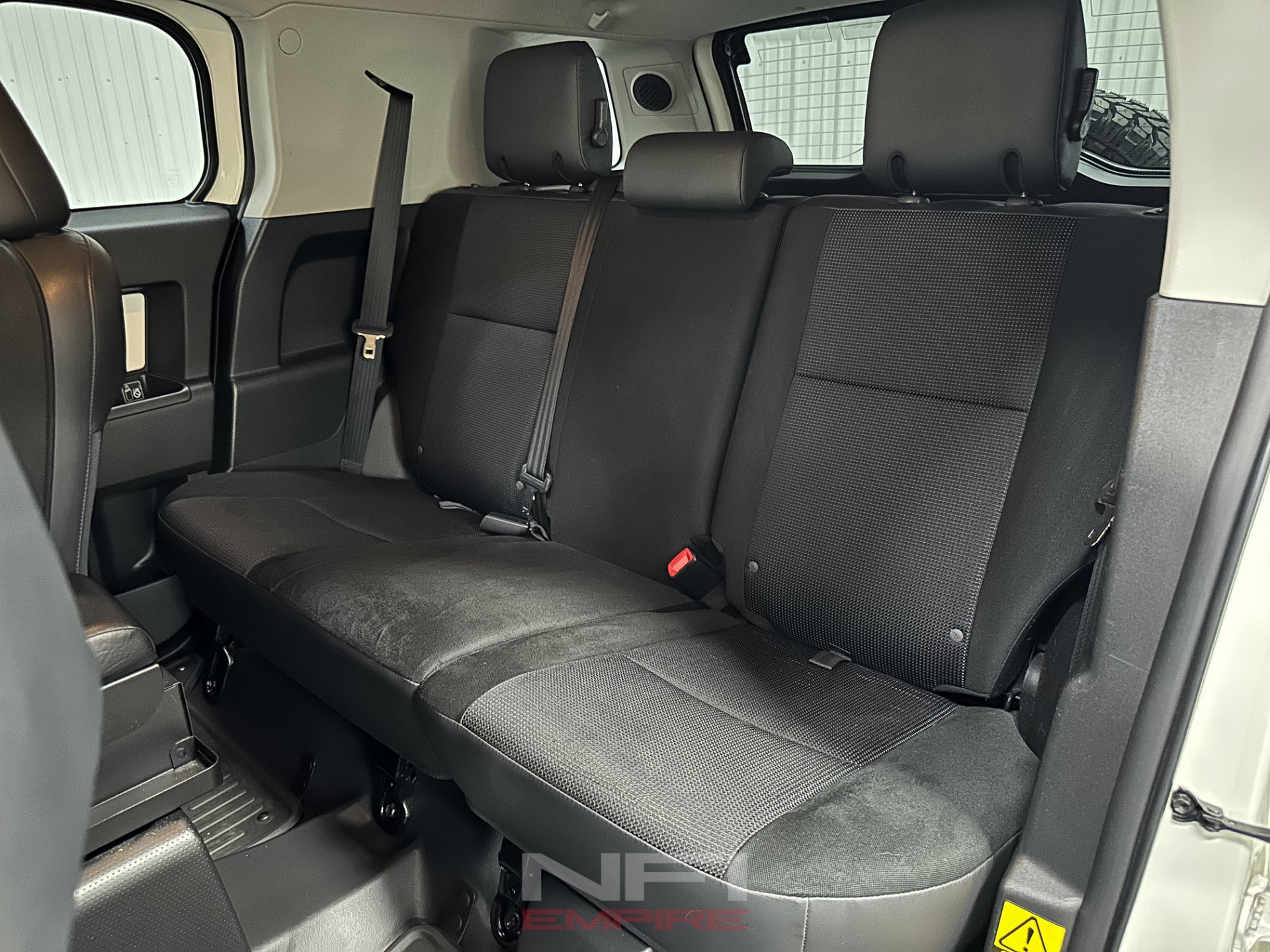 Used 2013 Toyota FJ Cruiser 4WD w/ Upgrade Pkg image 35