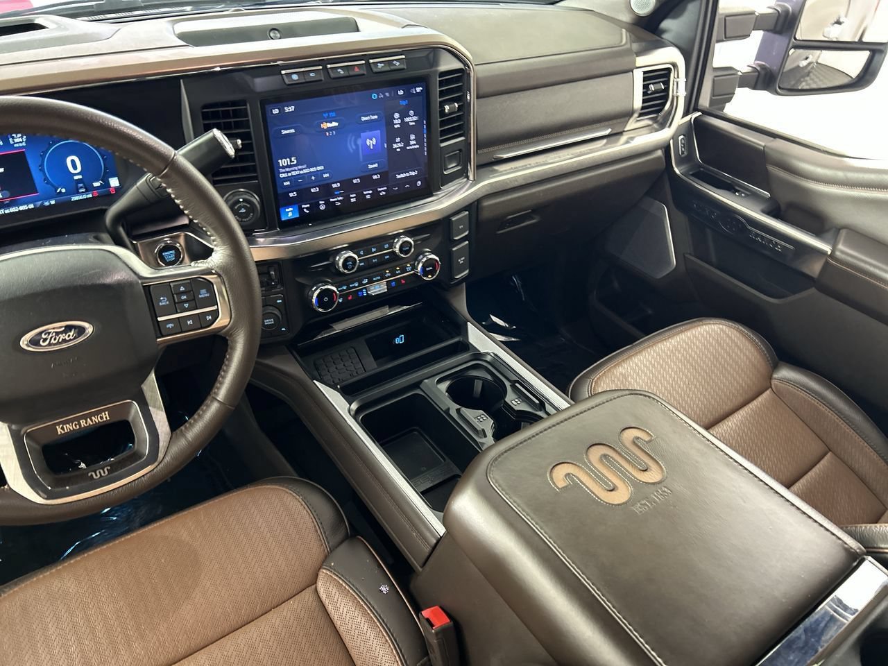 Used 2024 Ford F250 King Ranch w/ Chrome Package AWD/4WD image 24
