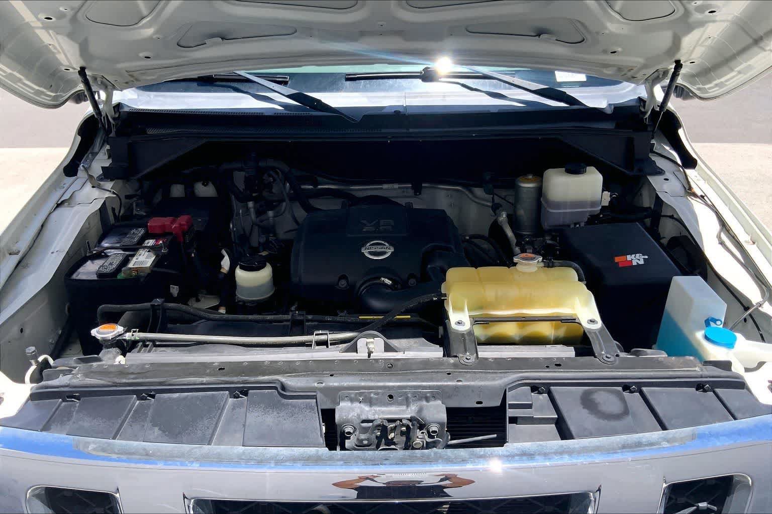 Used 2016 Nissan NV 3500 SV RWD image 9