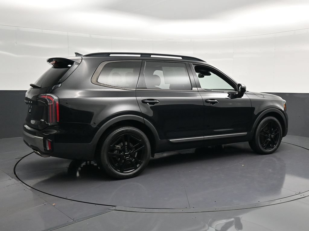 Used 2023 Kia Telluride SX X-Line AWD/4WD image 3