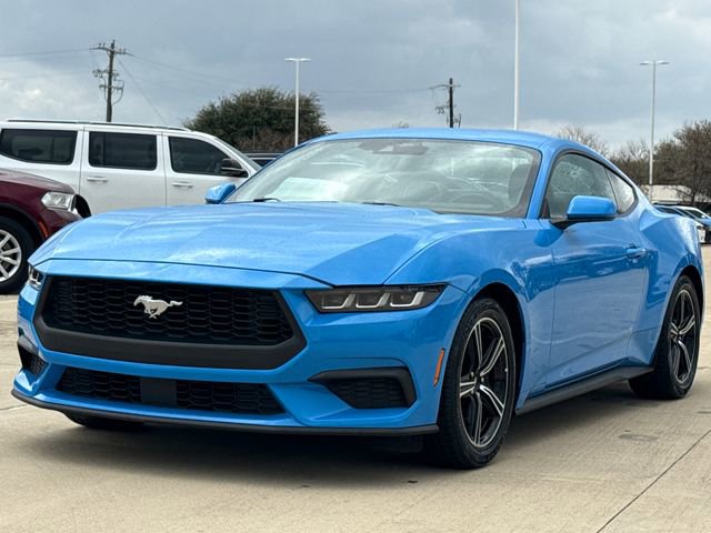 Used 2024 Ford Mustang Premium image 4