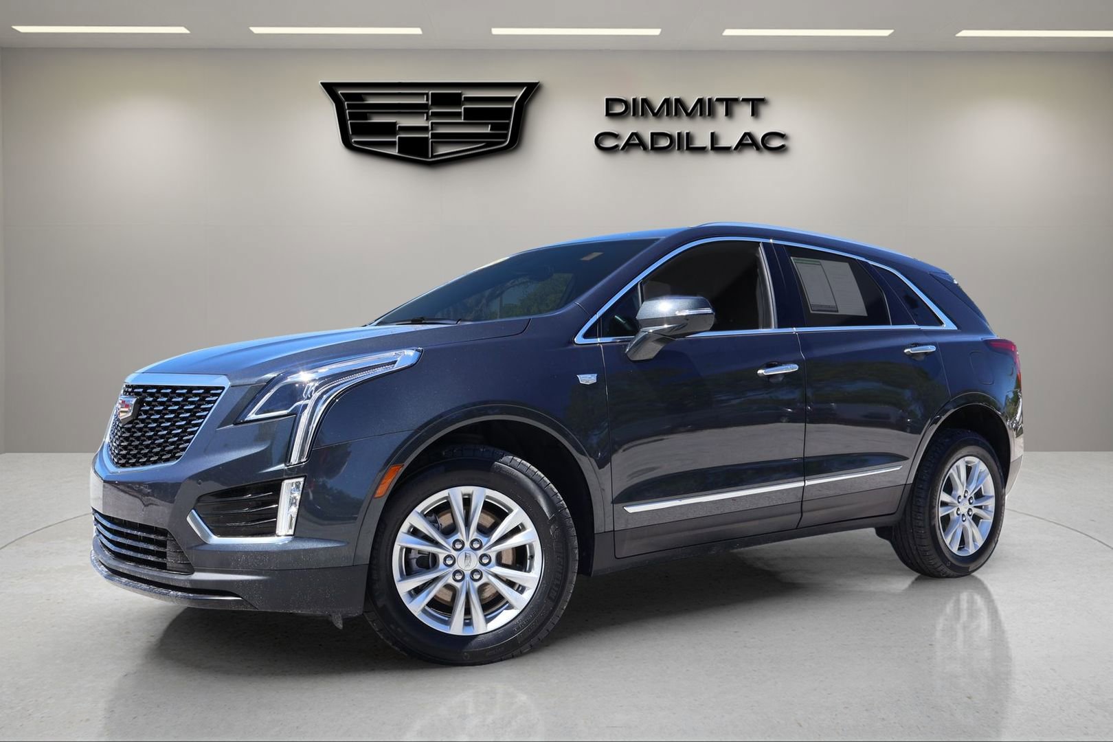 Used 2022 Cadillac XT5 Luxury image 1
