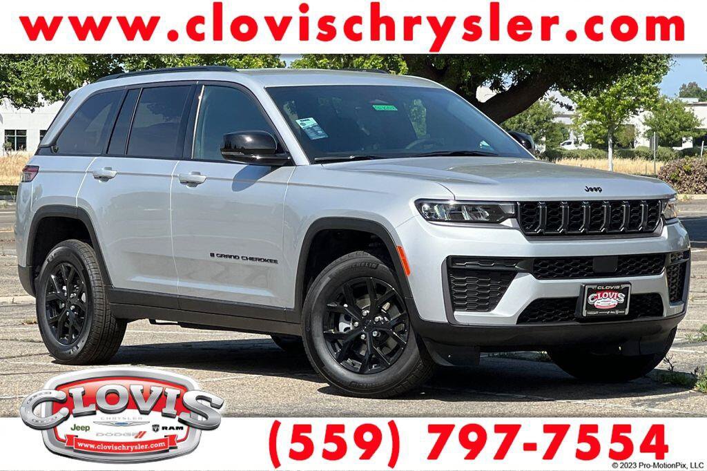 New 2026 Jeep Grand Cherokee Altitude