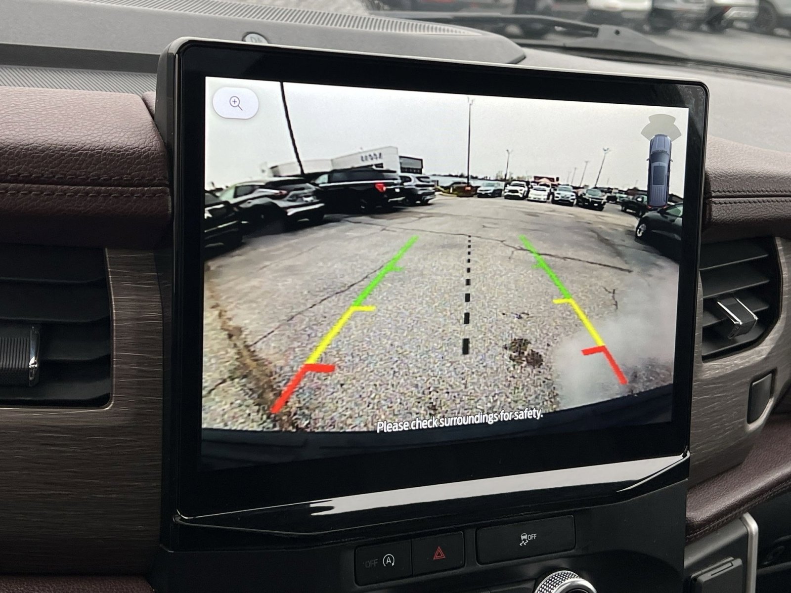 Used 2023 Ford Expedition Limited image 19