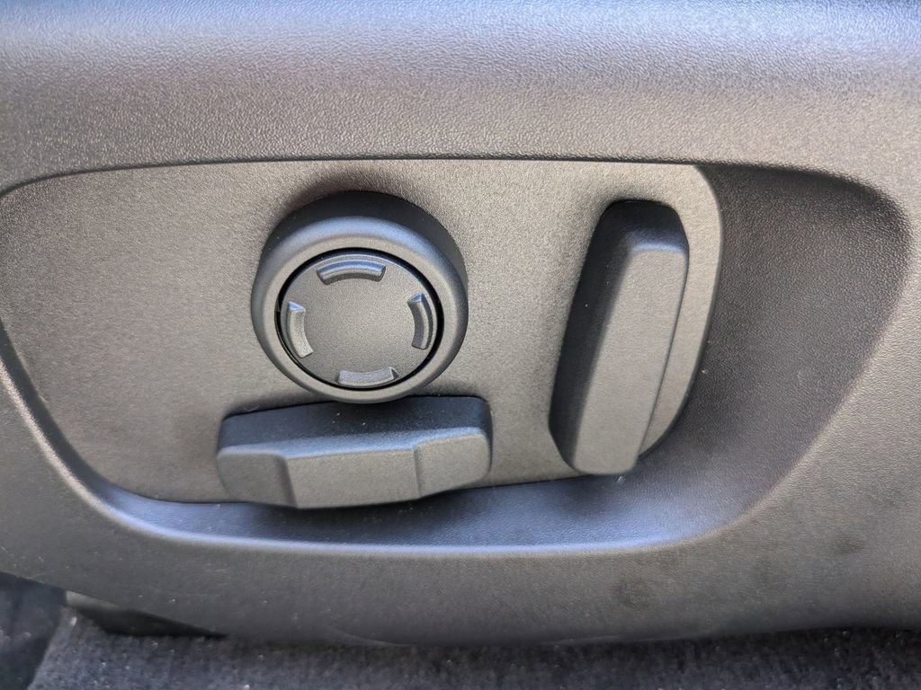 New 2026 Land Rover Range Rover Velar Dynamic SE image 20