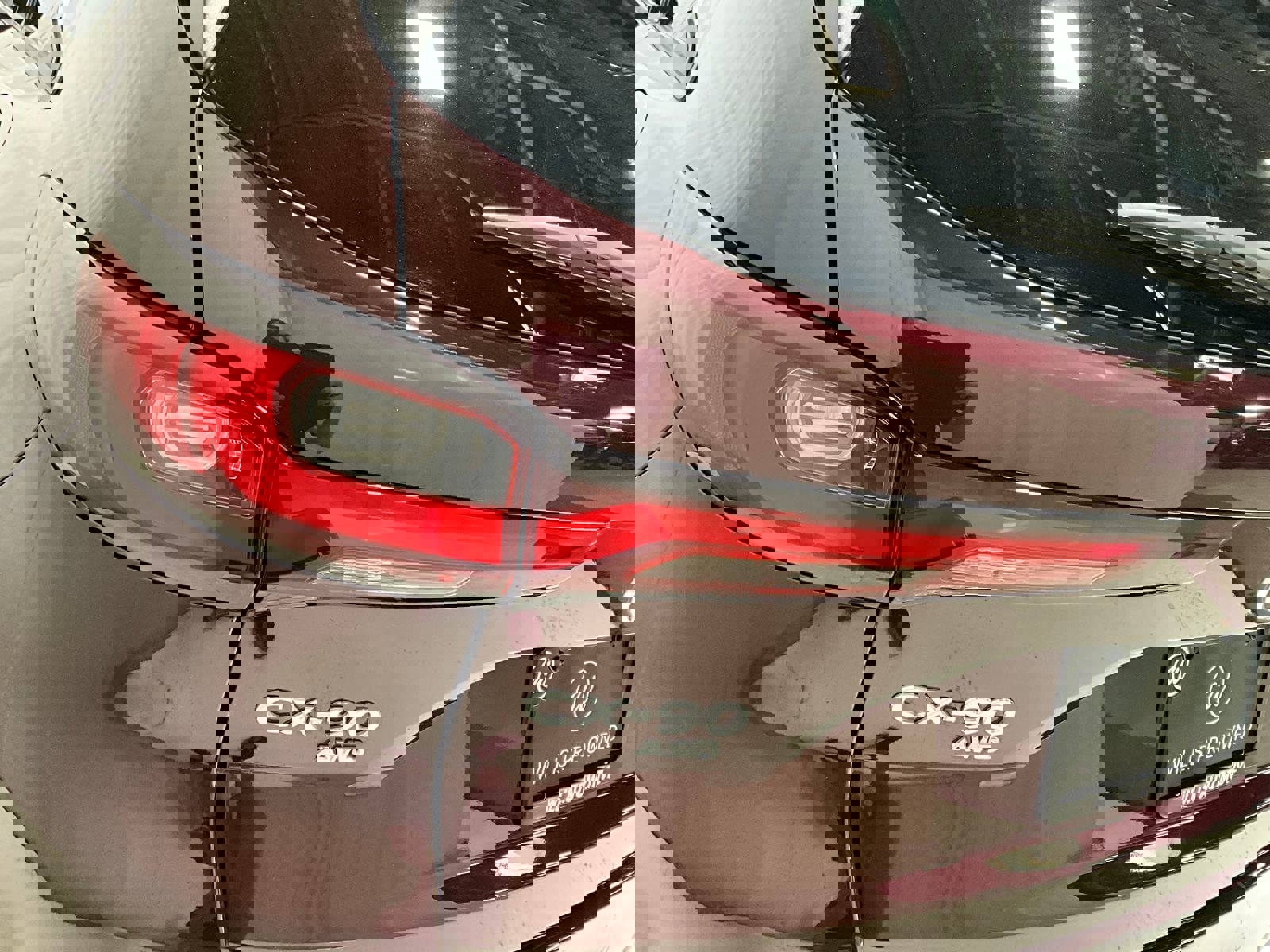 Used 2024 MAZDA CX-90 3.3 Turbo w/ Premium Plus Pkg image 28