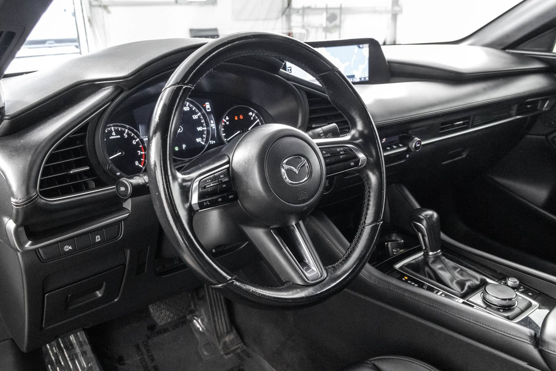 Used 2024 MAZDA MAZDA3 s FWD image 4