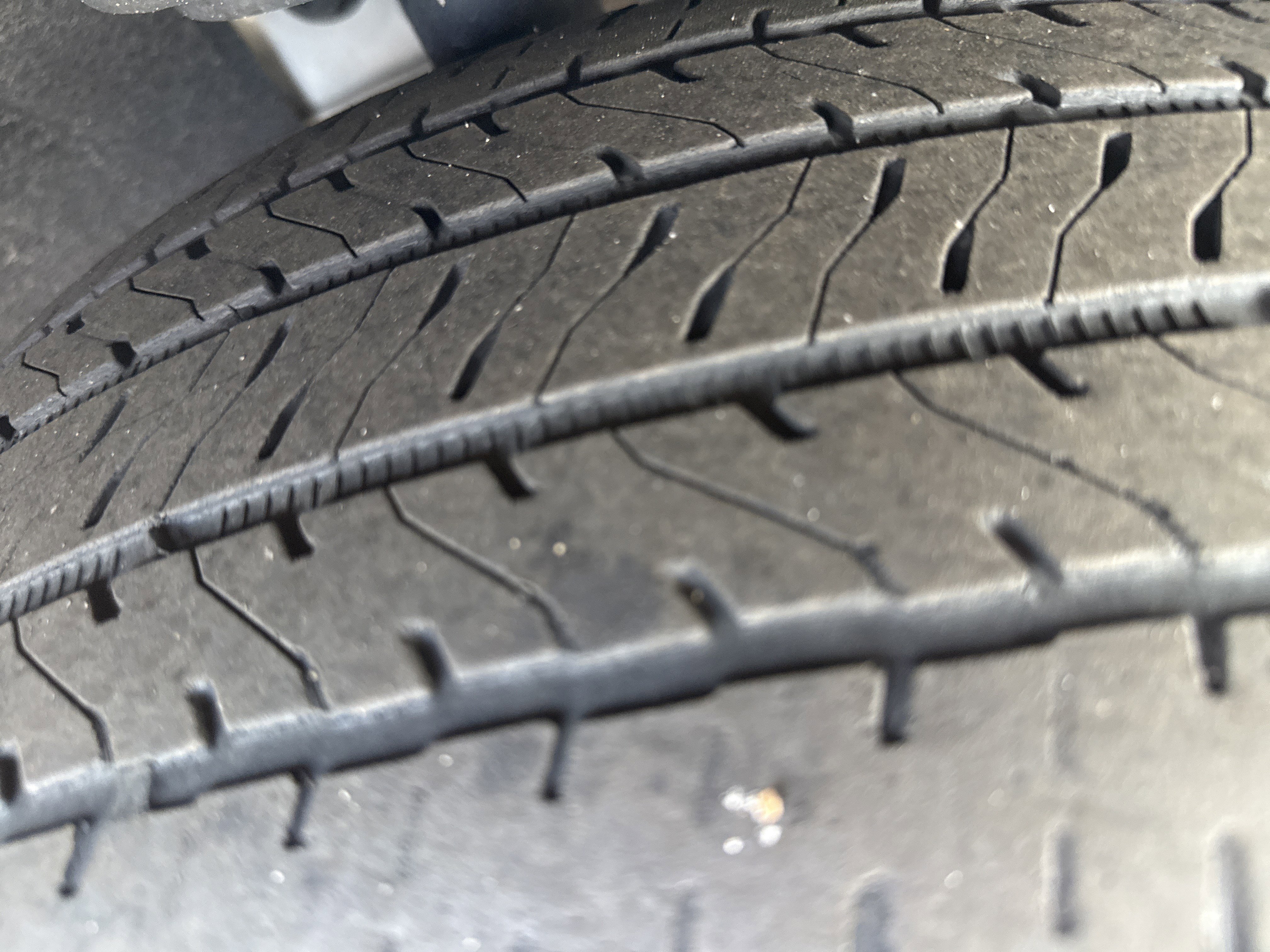 Used 2023 Chevrolet Traverse LT image 23