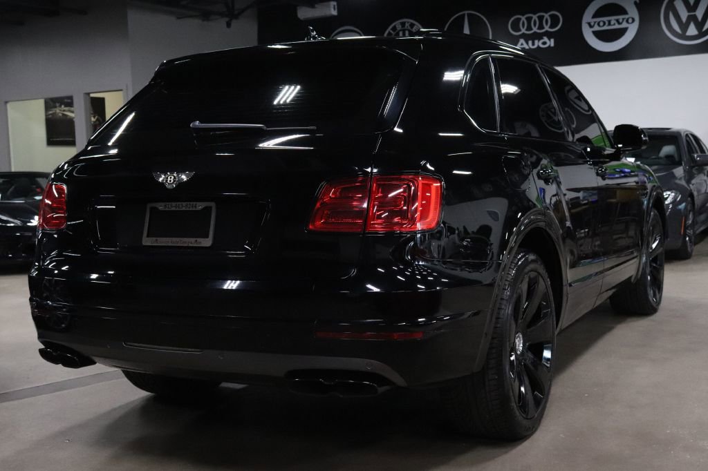 Used 2020 Bentley Bentayga Design Series image 5