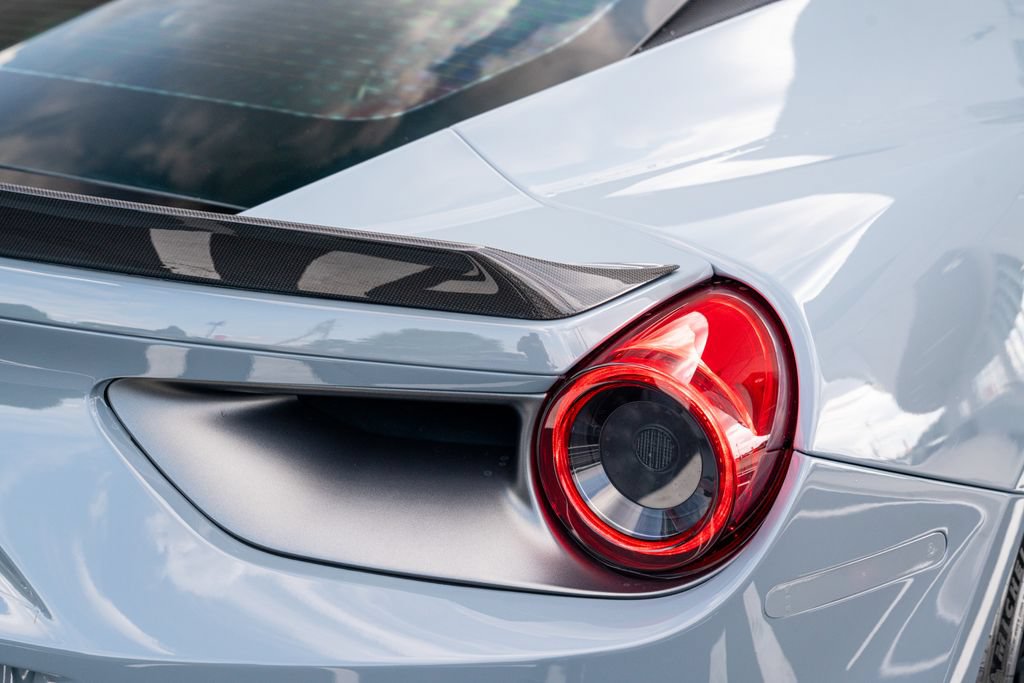 Used 2016 Ferrari 488 GTB RWD image 14