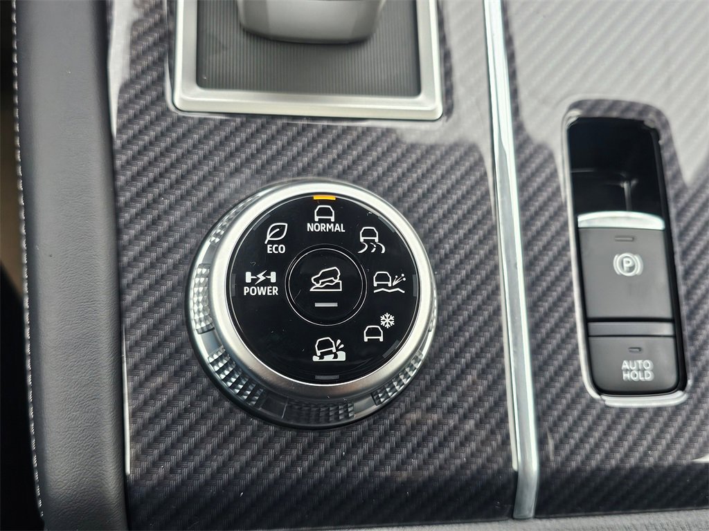 New 2025 Mitsubishi Outlander SEL Black Edition image 11