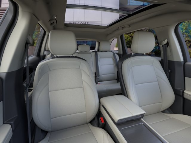 New 2026 Lincoln Nautilus Premier AWD/4WD image 10