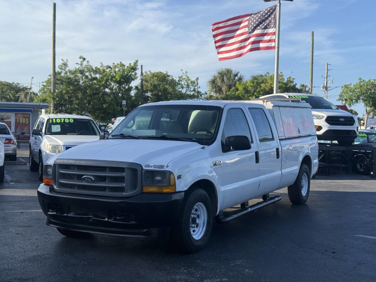 Used 2001 Ford F350 XL image 1