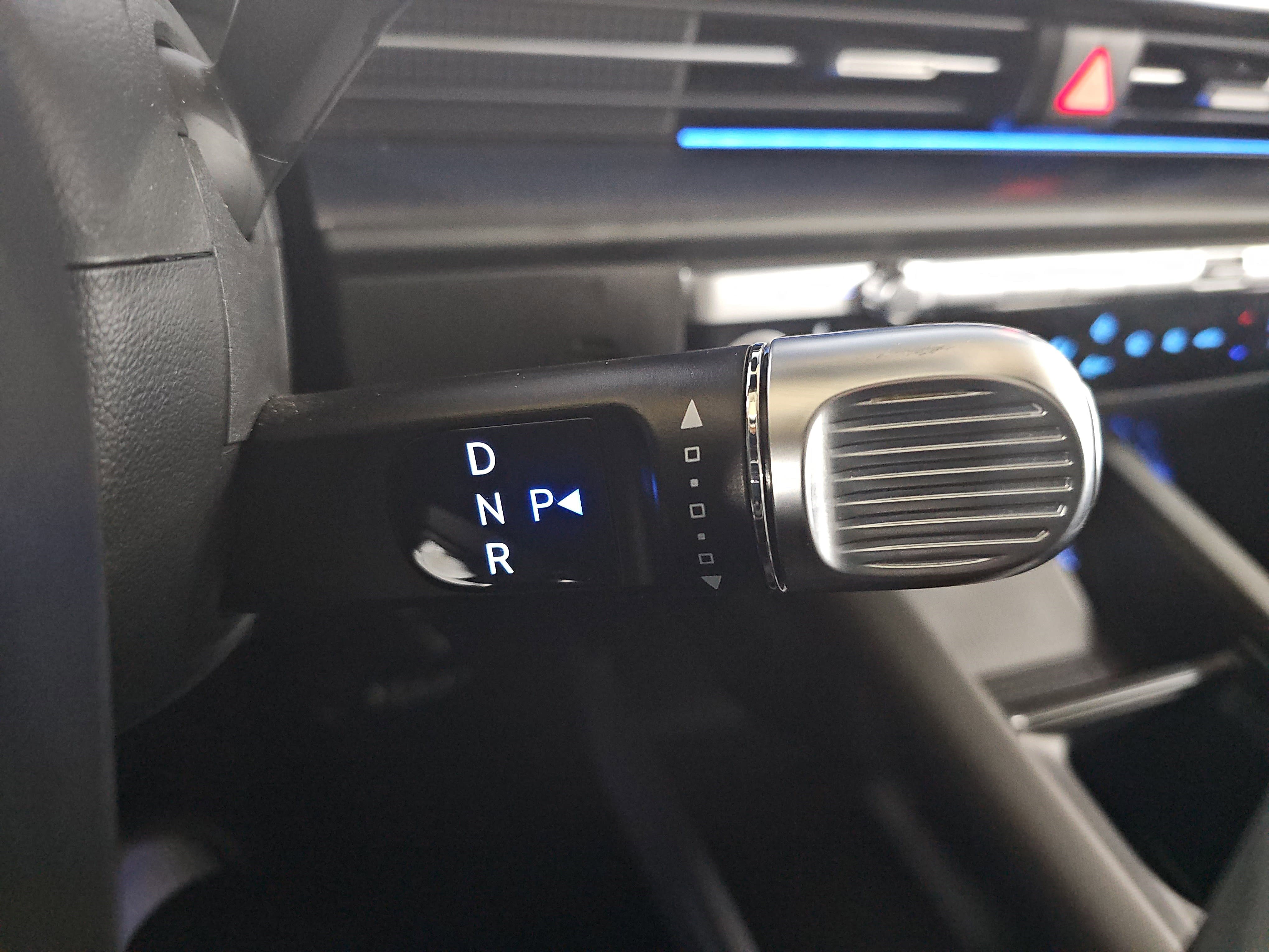 Used 2024 Hyundai Ioniq 6 Limited image 25