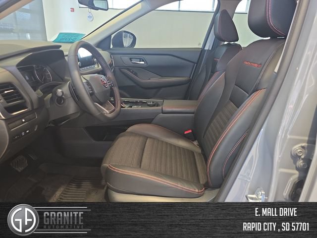 Used 2026 Nissan Rogue SV w/ Rock Creek Premium Package AWD/4WD image 9