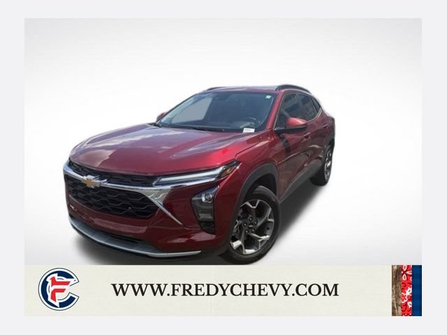 Used 2025 Chevrolet Trax LT w/ Driver Confidence Package FWD image 1