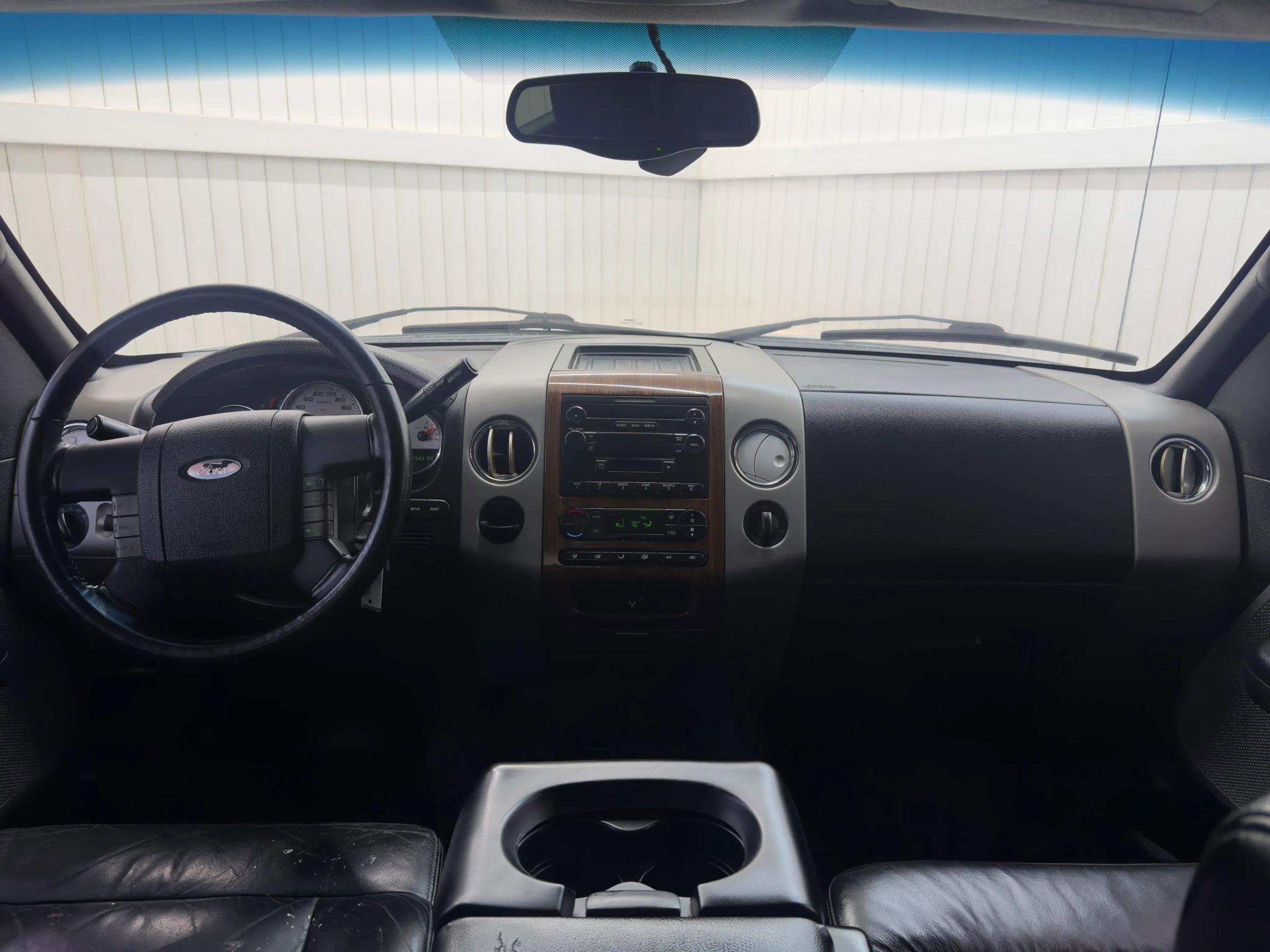 Used 2004 Ford F150 XLT RWD image 16