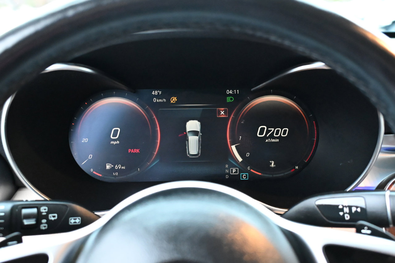 Used 2022 Mercedes-Benz GLC 300 4MATIC image 16