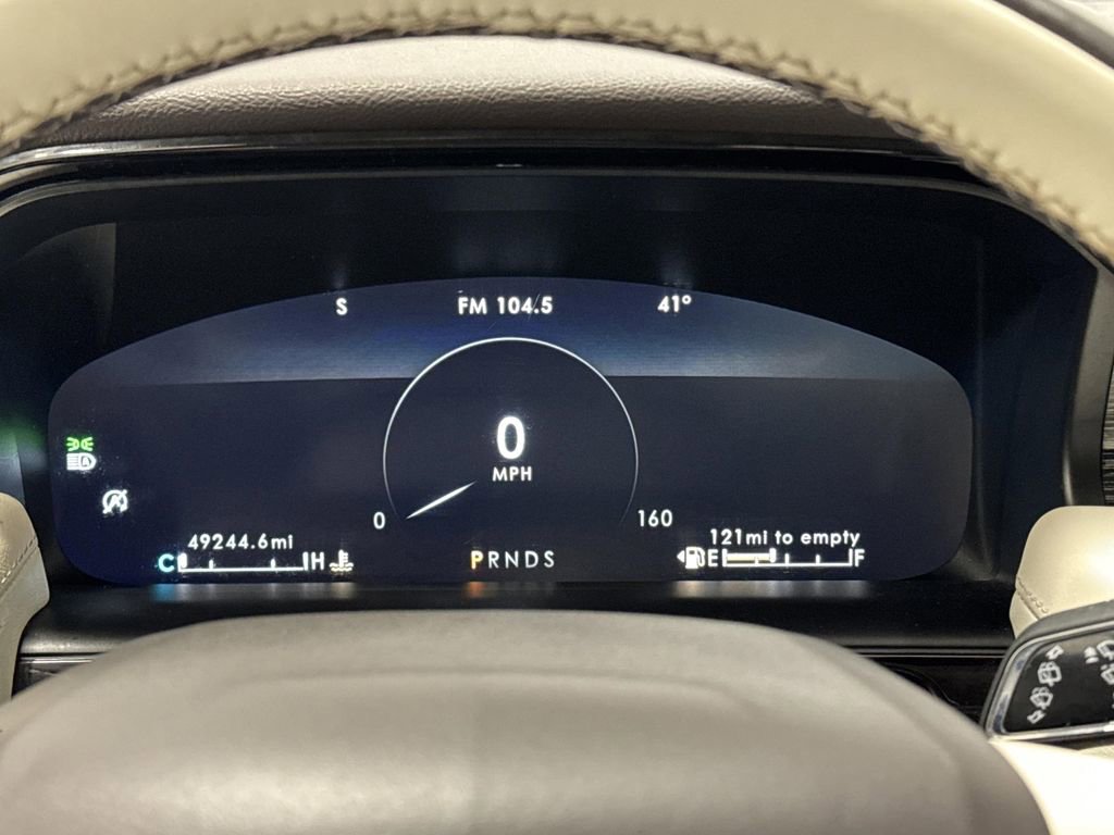 Used 2022 Lincoln Nautilus Black Label w/ Class II Trailer Tow Package image 18